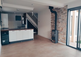 4 Chambres Chambres, 5 Chambres Chambres,1 Salle de bainsSalle de bain,0,A vendre,1085
