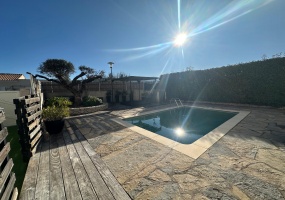 5 Chambres Chambres, 6 Chambres Chambres,1 Salle de bainsSalle de bain,0,A vendre,1120