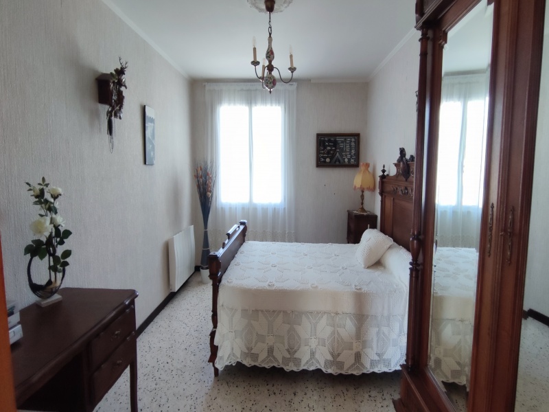 3 Chambres Chambres, 4 Chambres Chambres,0,A vendre,1121