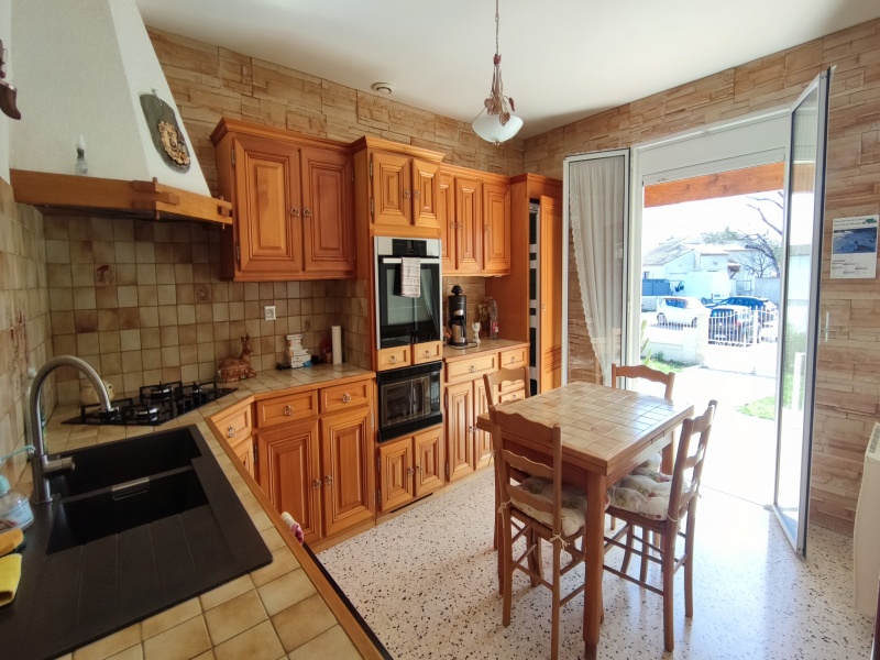 3 Chambres Chambres, 4 Chambres Chambres,0,A vendre,1121