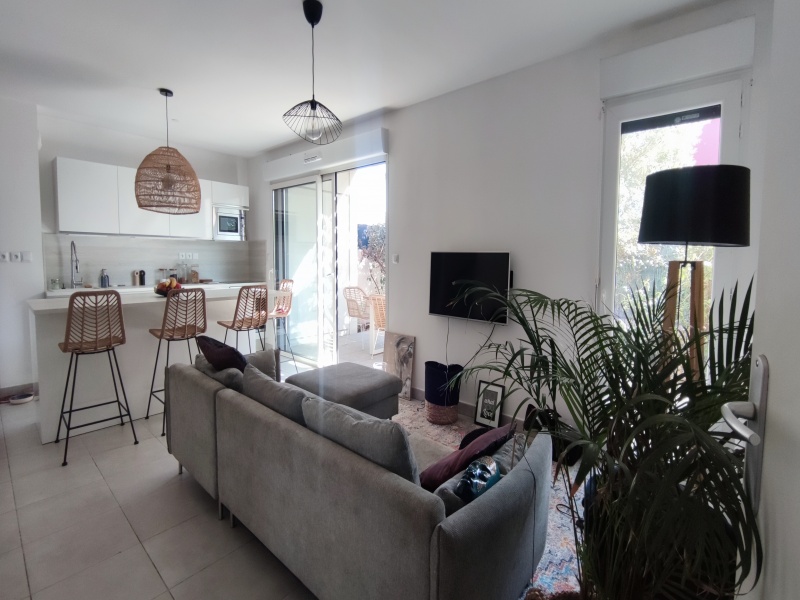 2 Chambres Chambres, 3 Chambres Chambres,1 Salle de bainsSalle de bain,0,A vendre,1126