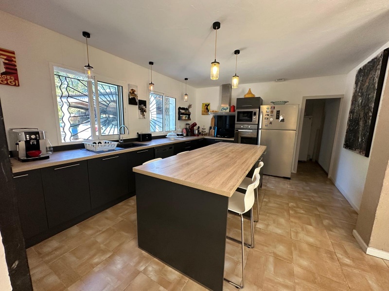 4 Chambres Chambres, 5 Chambres Chambres,1 Salle de bainsSalle de bain,0,A vendre,1134