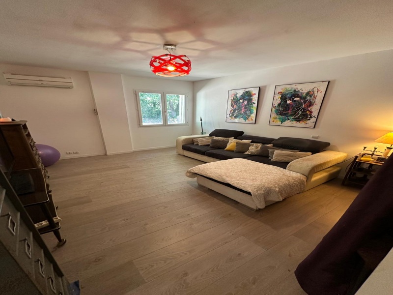 4 Chambres Chambres, 5 Chambres Chambres,1 Salle de bainsSalle de bain,0,A vendre,1134