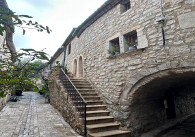 4 Chambres Chambres, 5 Chambres Chambres,1 Salle de bainsSalle de bain,0,A vendre,1136