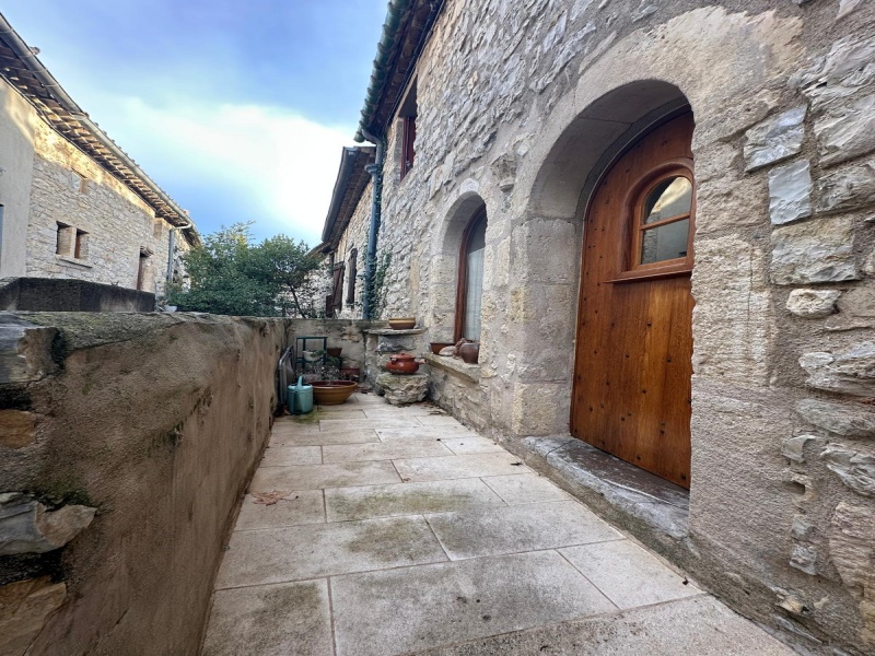 4 Chambres Chambres, 5 Chambres Chambres,1 Salle de bainsSalle de bain,0,A vendre,1136