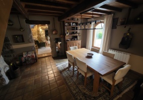 4 Chambres Chambres, 5 Chambres Chambres,1 Salle de bainsSalle de bain,0,A vendre,1136