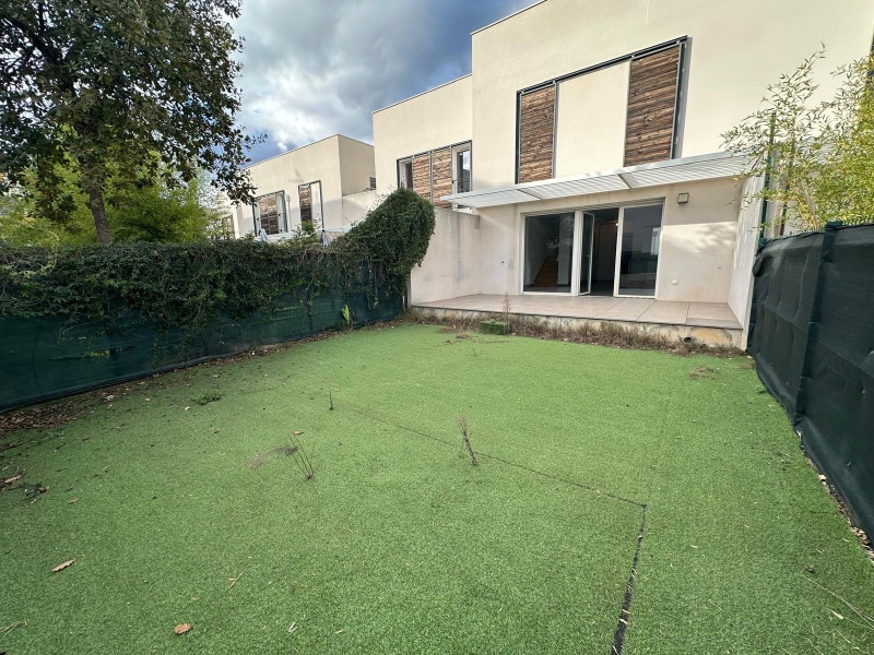 3 Chambres Chambres, 4 Chambres Chambres,1 Salle de bainsSalle de bain,0,A vendre,1141