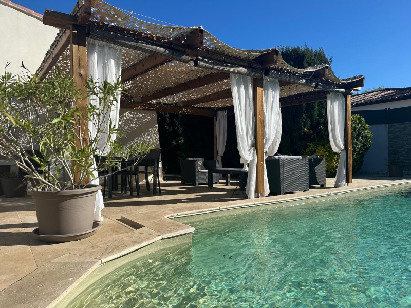 4 Chambres Chambres, 6 Chambres Chambres,1 Salle de bainsSalle de bain,0,A vendre,1143