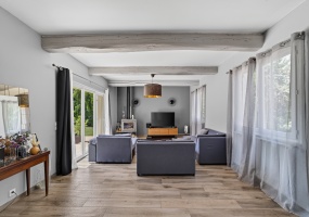 4 Chambres Chambres, 6 Chambres Chambres,1 Salle de bainsSalle de bain,0,A vendre,1143