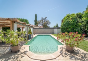 4 Chambres Chambres, 6 Chambres Chambres,1 Salle de bainsSalle de bain,0,A vendre,1143