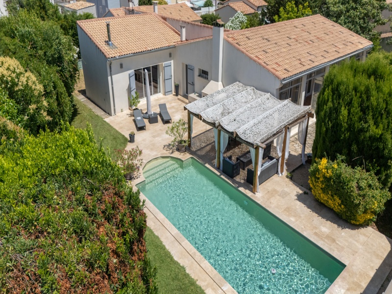 4 Chambres Chambres, 6 Chambres Chambres,1 Salle de bainsSalle de bain,0,A vendre,1143